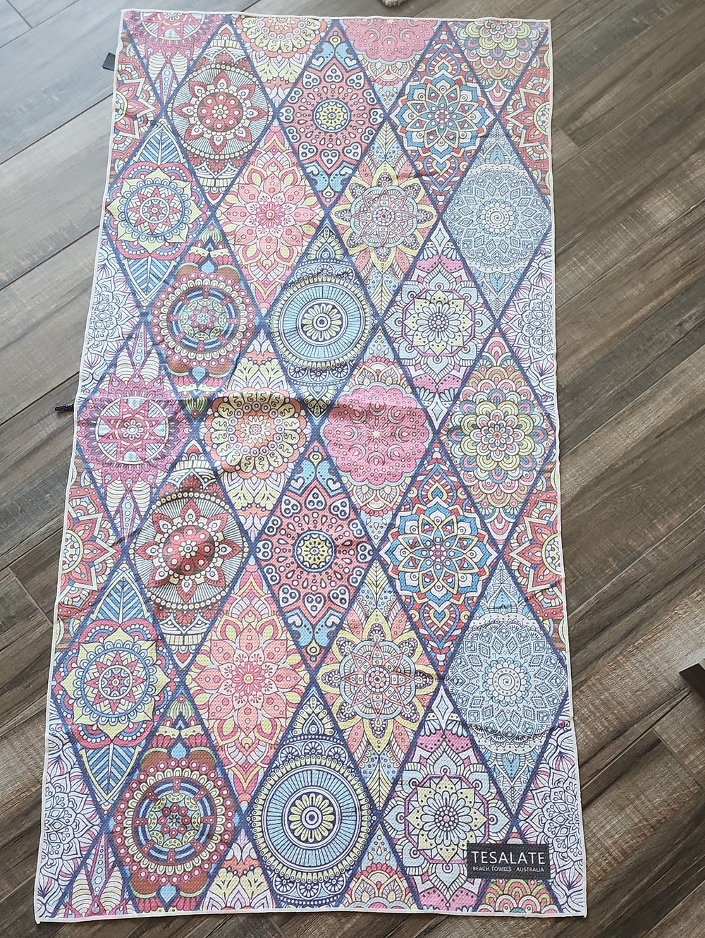 Tesalate Australlia Antibacterial Sand Free Beach Towel